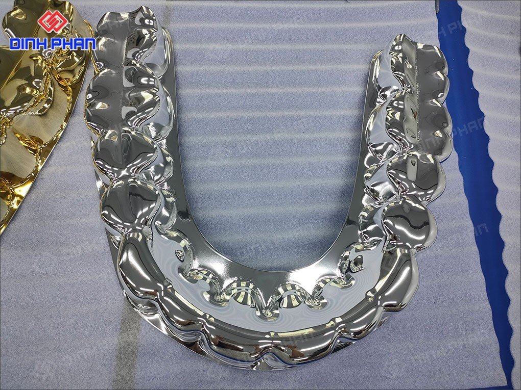 Mô hình hàm răng mạ crom bạc