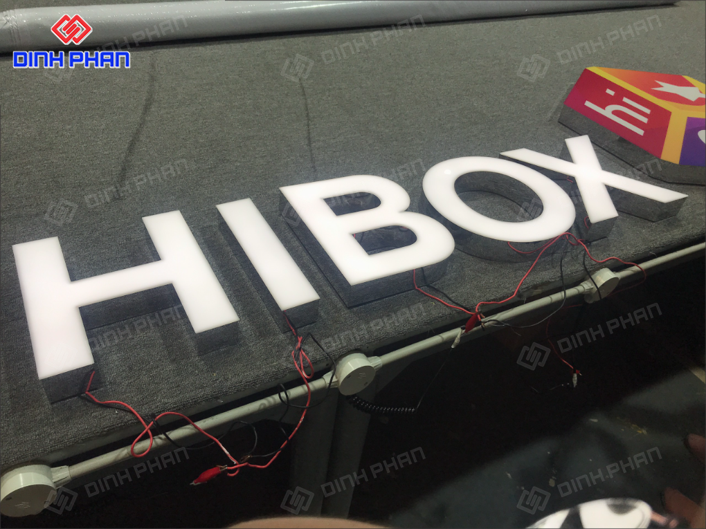 Chữ inox sáng mặt cao cấp: Bảng hiệu sang trọng, bền đẹp Chữ inox sáng mặt