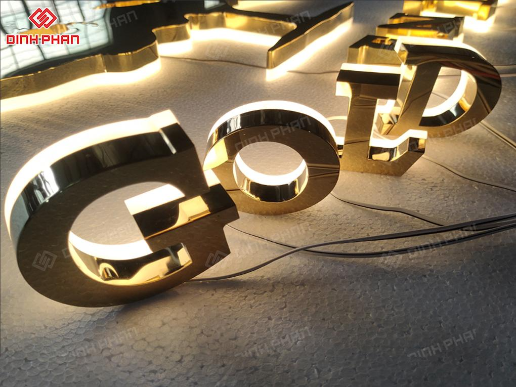 Chữ inox chân mica cháo