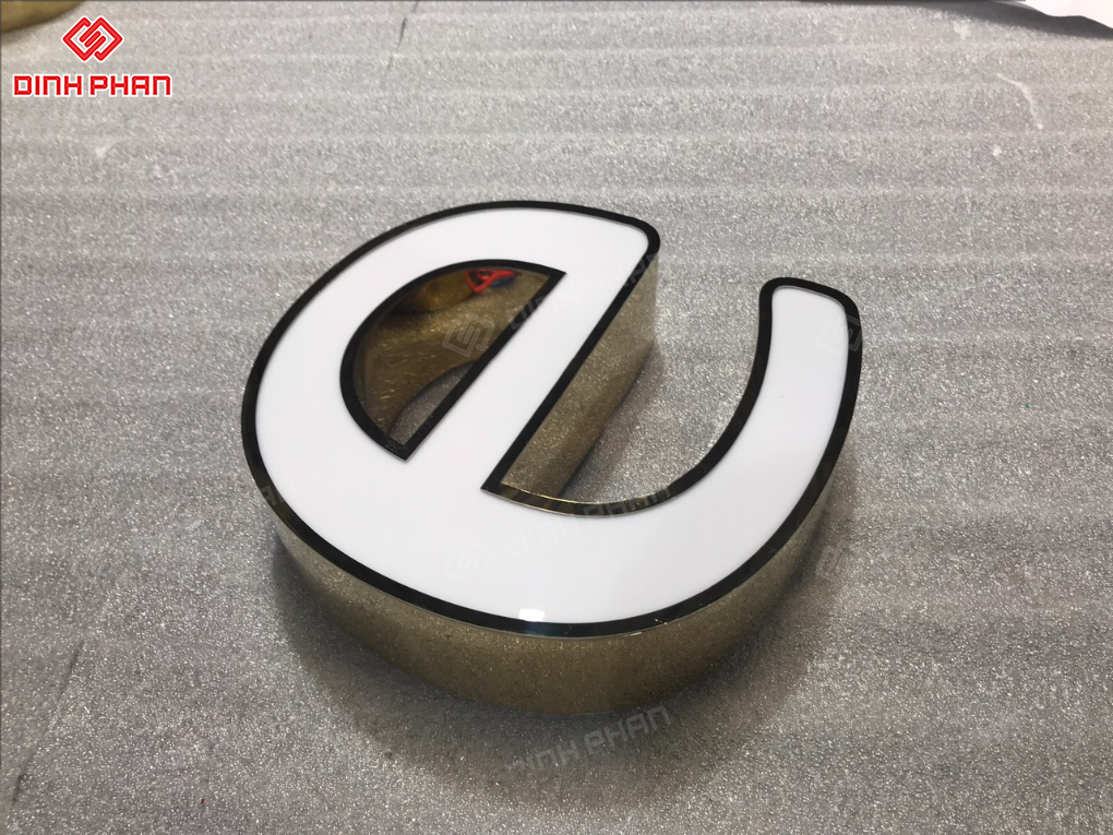 Chữ inox có đèn