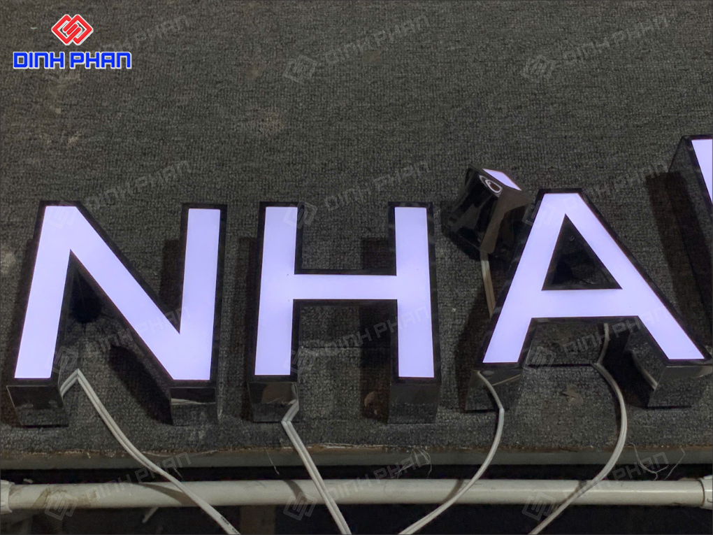 Chữ inox lọng viền