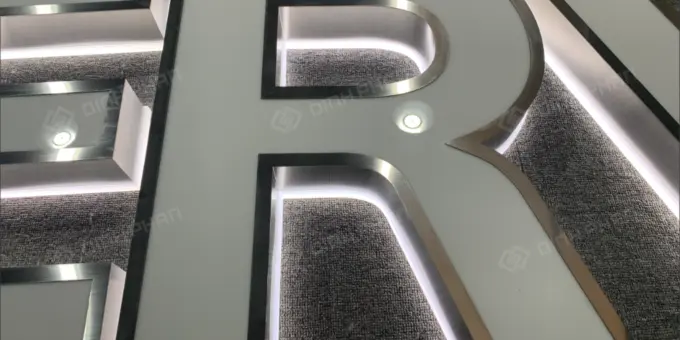 Chữ inox lọng viền