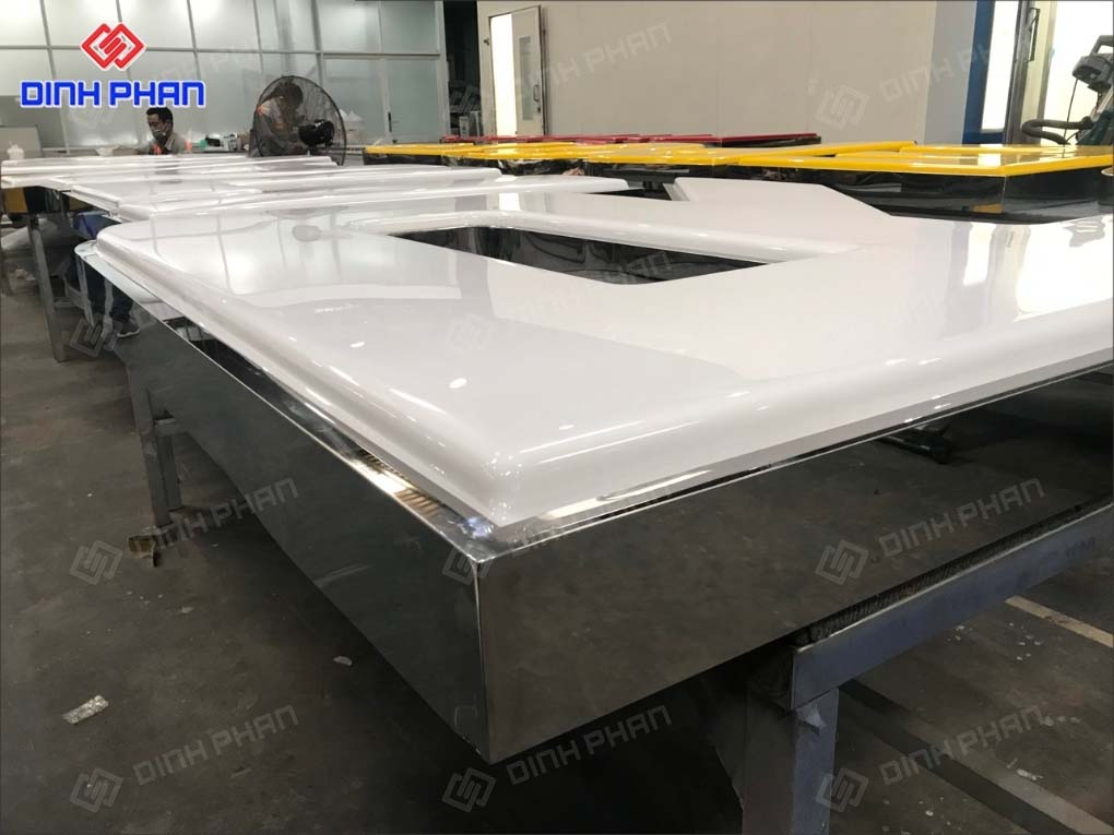 Chữ inox trắng bóng