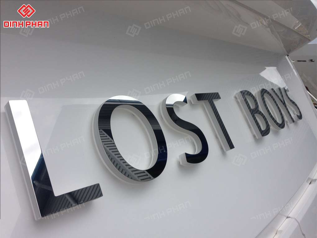 Chữ inox trắng bóng