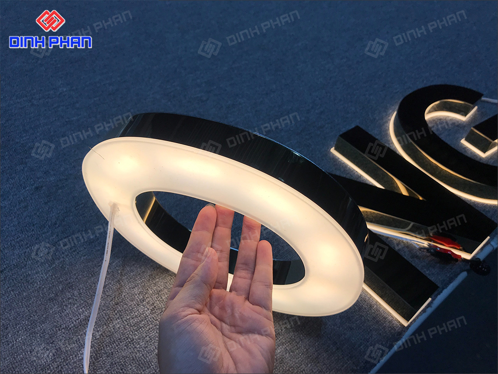 Chữ mica cháo đẹp, bền, giá rẻ Chữ mica cháo