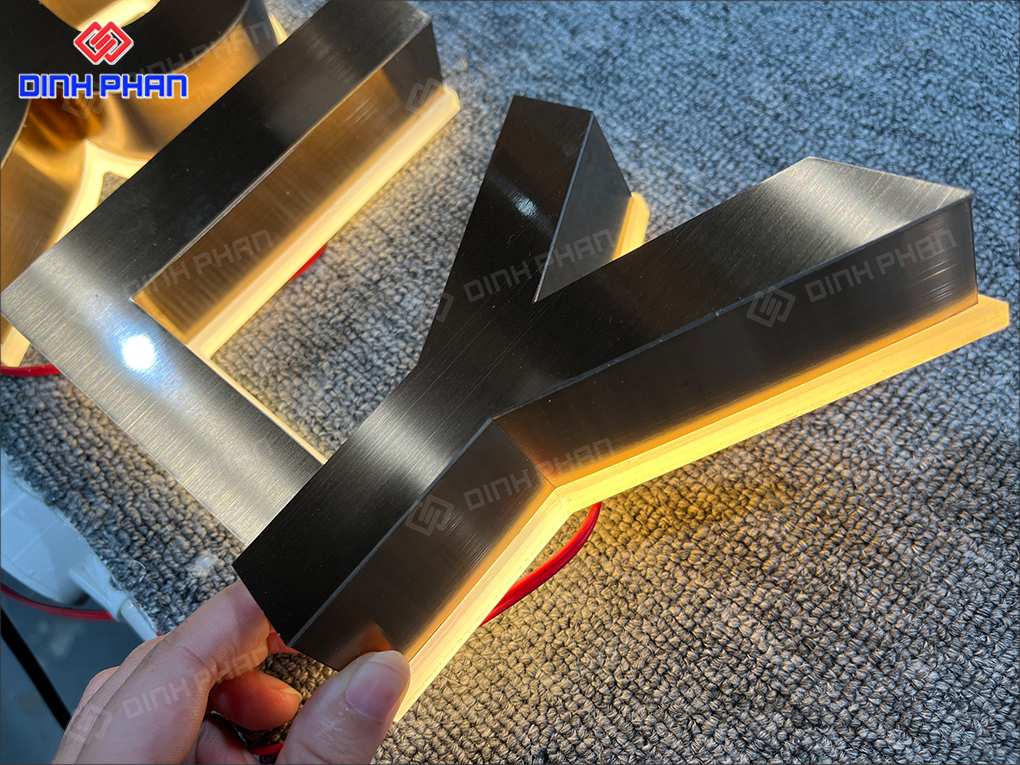 Chữ mica cháo đẹp, bền, giá rẻ Chữ mica cháo