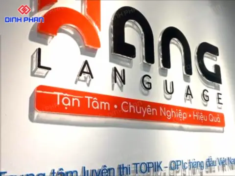 Chữ mica CNC