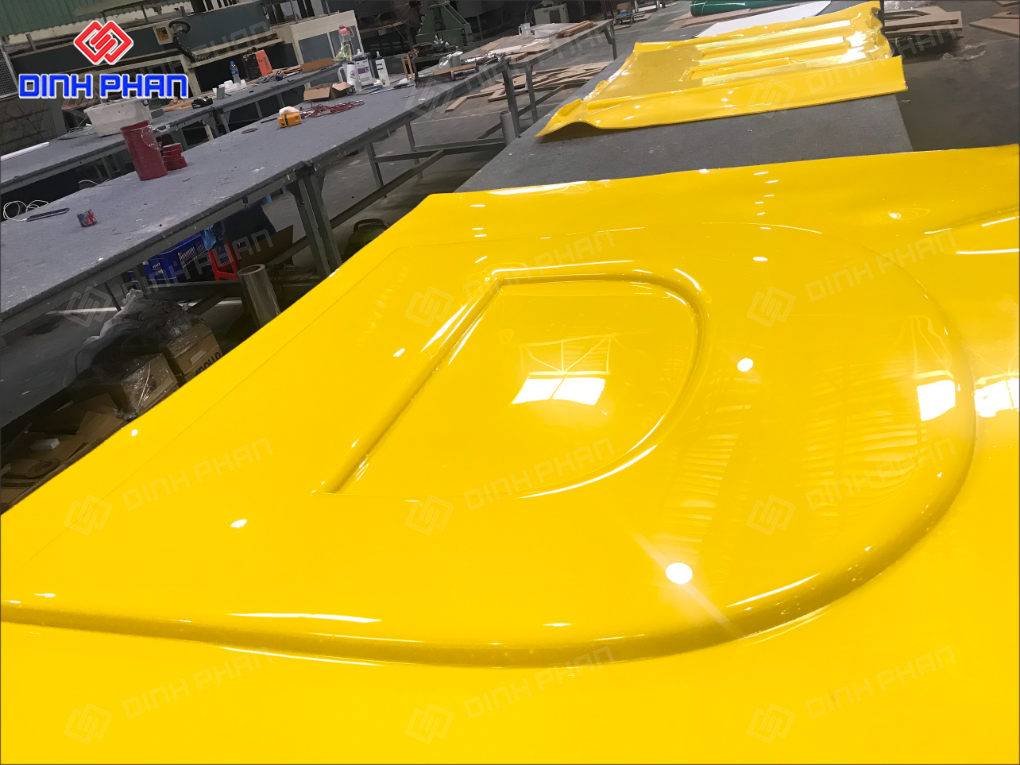 Chữ mica uốn nổi