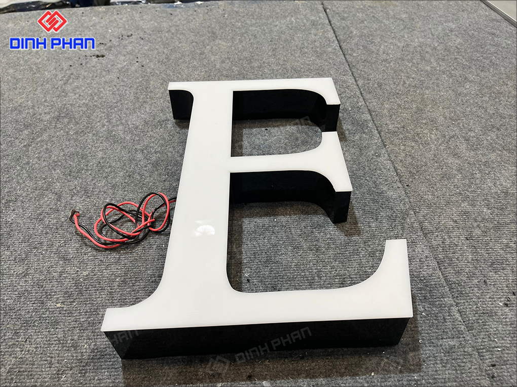 Chữ nhôm không gờ bền, đẹp, hợp xu hướng & giá rẻ Chữ nhôm không gờ