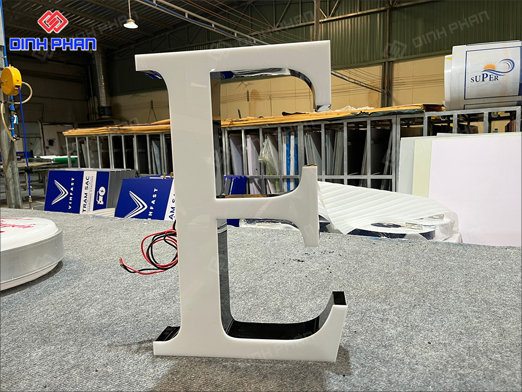 Chữ nhôm không gờ bền, đẹp, hợp xu hướng & giá rẻ Chữ nhôm không gờ