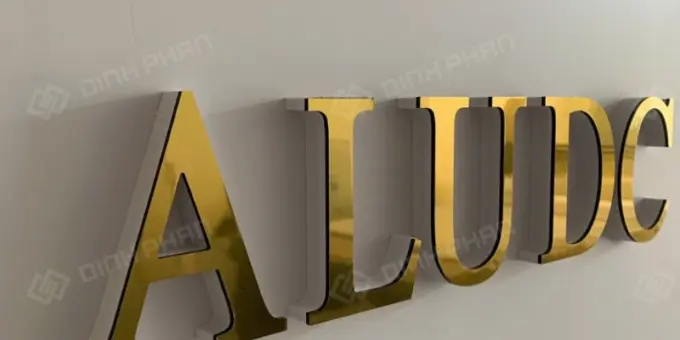 Chữ alu chân fomex