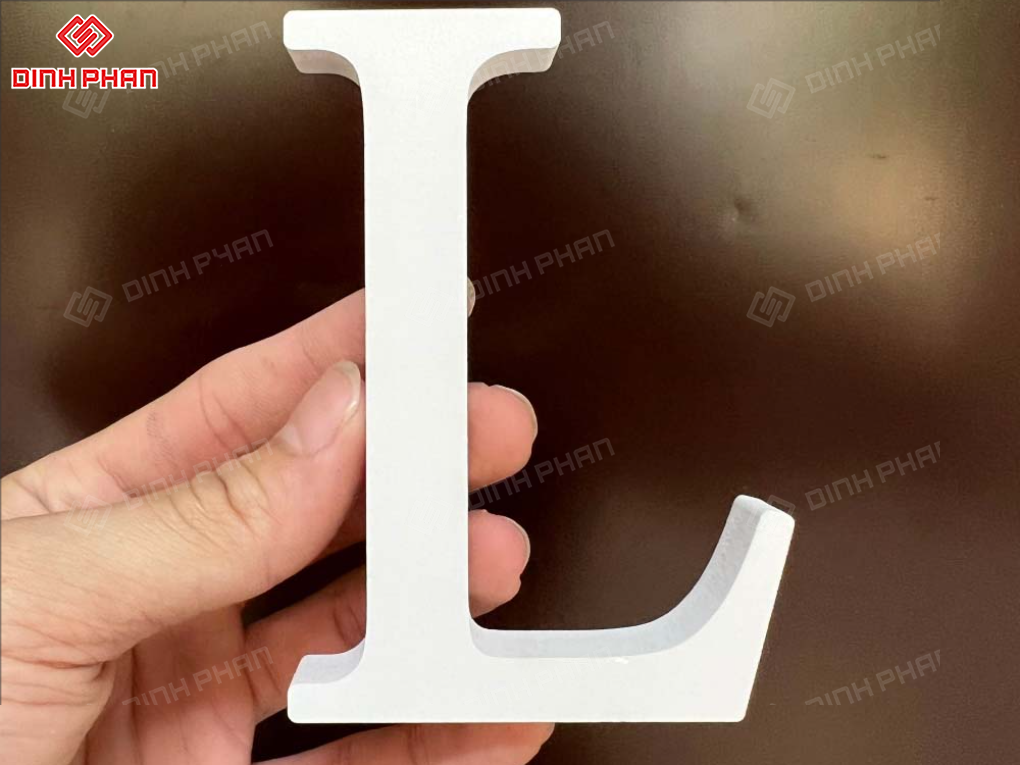 Chữ fomex trắng