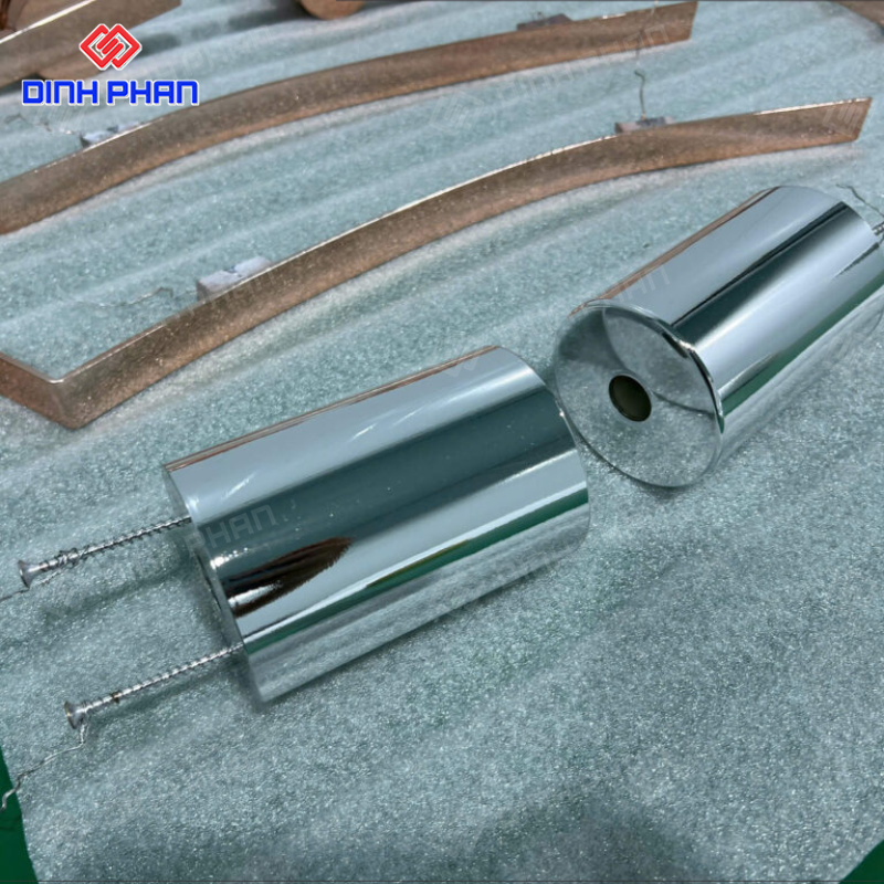 Chữ mạ PVD