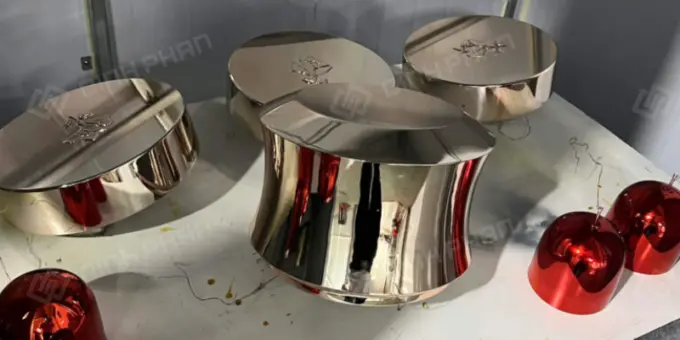 Chữ mạ PVD
