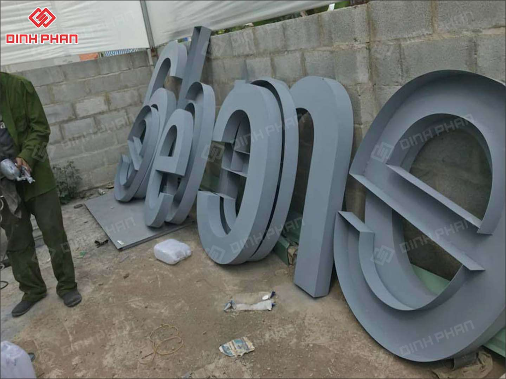 Chữ tôn sơn