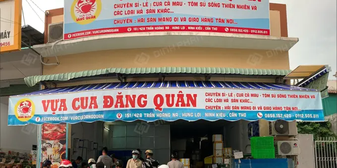 Giá bảng hiệu chữ nổi mica