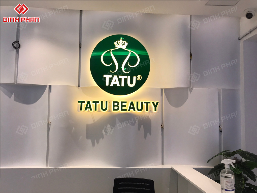 Hộp đèn logo đẹp, bền và nổi bật Hộp đèn logo
