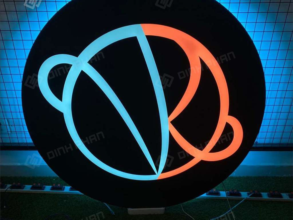 Hộp đèn logo đẹp, bền và nổi bật Hộp đèn logo