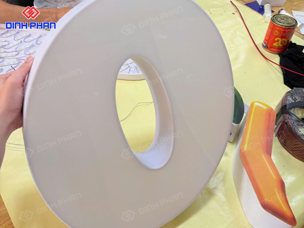 Cắt Chữ Formex